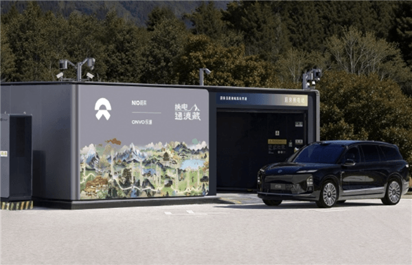 比亞迪李云飛談?chuàng)Q電閃充之爭：都挺好的 是殊途同歸