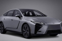 全新雷克萨斯ES纯电版美国起售价48795美元