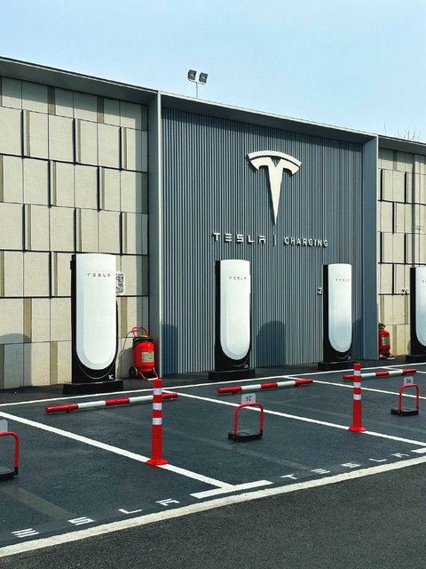 陶琳：特斯拉中国超充站突破2500座