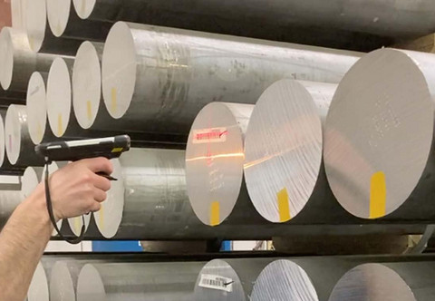 伊朗战火冲击汽车供应链，铝、芯片、塑料或面临断供风险