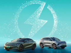 比亚迪闪充技术突破：1500KW单枪功率，汉L/唐LEV车主享1年免费权益