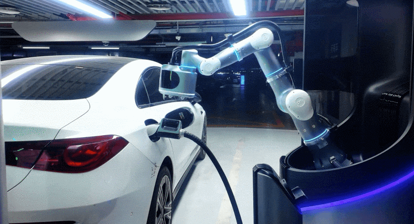 梅賽德斯-奔馳聯(lián)合非夕科技推出汽車自動充電新范式