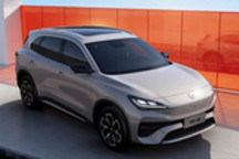 入门即享半固态电池 MG 4X官图正式发布