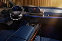 全尺寸纯电SUV 凯迪拉克凯威德内饰发布