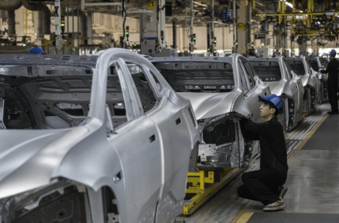 中國(guó)車企試水加拿大：三家有望先行，十五家蓄勢(shì)，或叩響北美大門