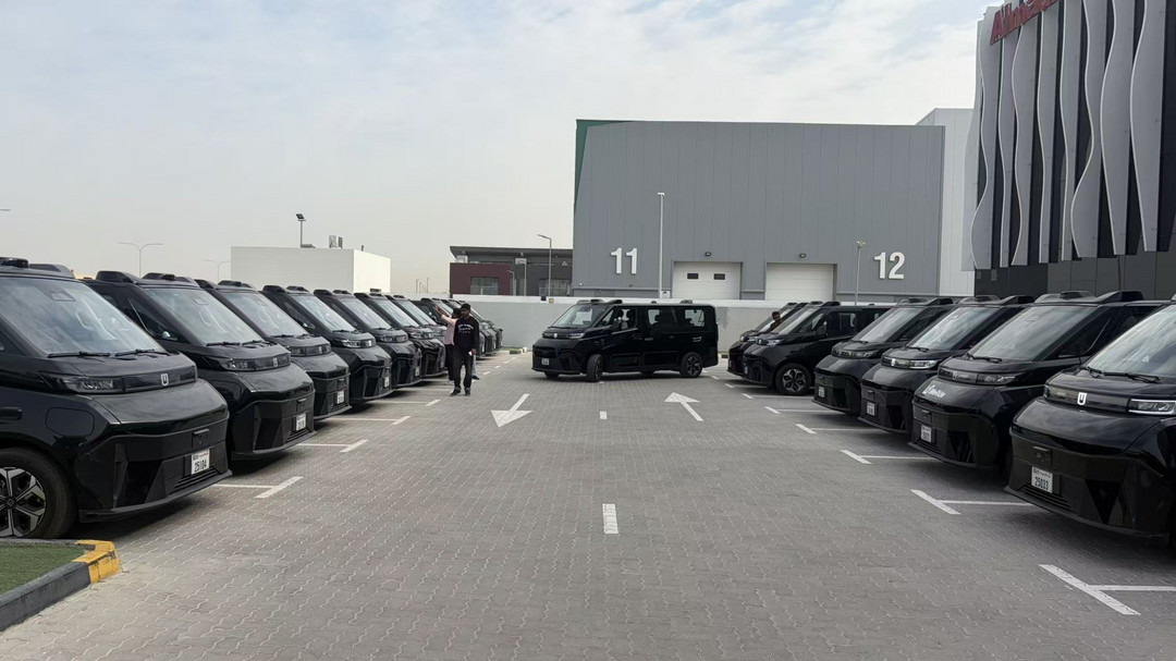 中国Robotaxi，与特斯拉、Waymo终有一战