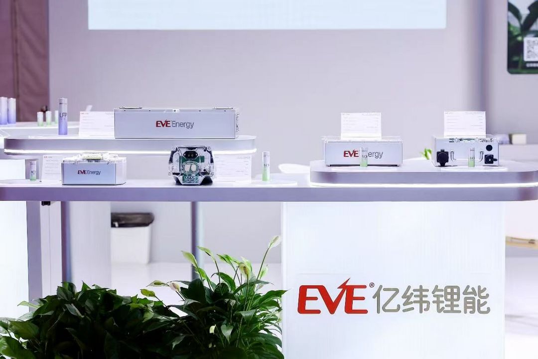 閉環(huán)了！機(jī)器人，給機(jī)器人造電池