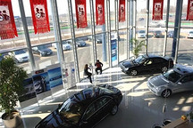 汽车销售：“以前骗消费者，现在骗自己”