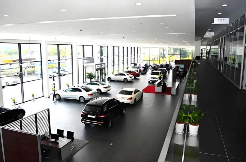 汽車銷售：“以前騙消費(fèi)者，現(xiàn)在騙自己”