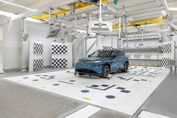 大众与小鹏首款合作车型与众08量产下线，今年上半年上市