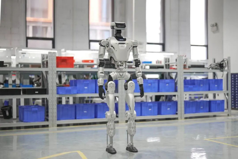 中鼎股份首臺人形機器人正式下線