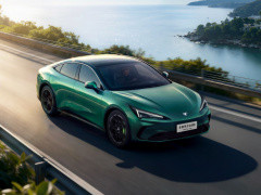 北汽極狐阿爾法S5即將上市，11.28萬起售，增程版續(xù)航175公里！