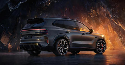 新公路之王来了！极氪8X预售37.68万起 900V高压架构+三电机-图6