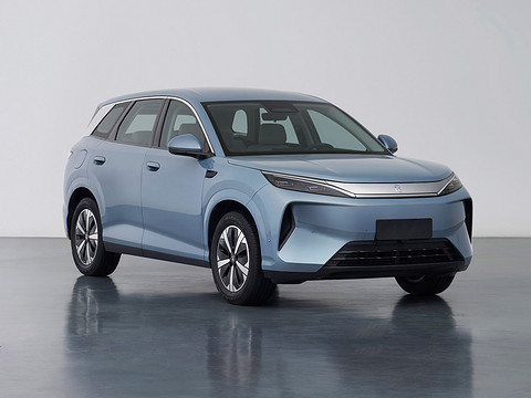 别着急买老款！元PLUS彻底变了