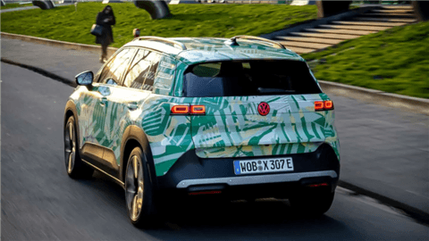 售价约22万人民币 大众亲民纯电SUV ID.Cross官方谍照发布