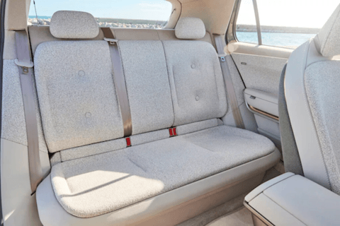 售价约22万人民币 大众亲民纯电SUV ID.Cross官方谍照发布