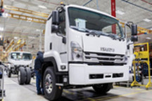 五十铃D-Max EV电动皮卡泰国售价公布