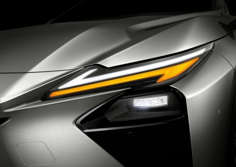 雷克薩斯全新一代ES開啟預(yù)售 預(yù)售價30.88萬元起-圖2