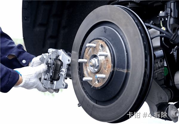 拆掉剎車(chē)也能停下！阿維塔太行智控2.0發(fā)布：專(zhuān)治打滑與不平