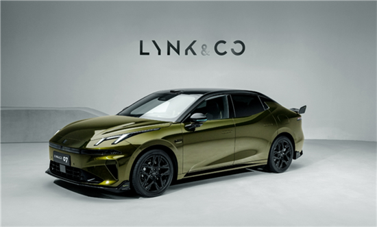 领克07 EM-P碳纤维尾翼版 13.98万起