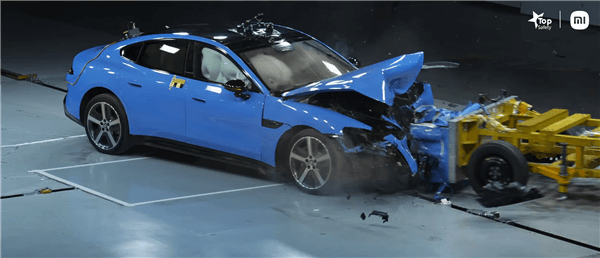 雷軍回應(yīng)小米SU7發(fā)布會口誤:確實說錯了 感謝網(wǎng)友們指正