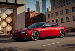 E周看点｜小鹏汽车首次实现单季度盈利；岚图汽车港股上市