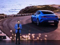 小米SU7今日开启首批交付，续航高达902km！