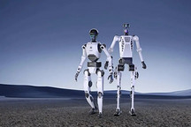 北京：定义人形机器人产业的“中国基座”