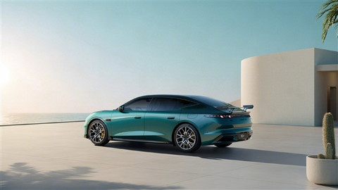 双电机四驱近1000马力 领克10+性能轿车发布：零百3秒级