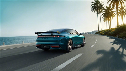 双电机四驱近1000马力 领克10+性能轿车发布：零百3秒级