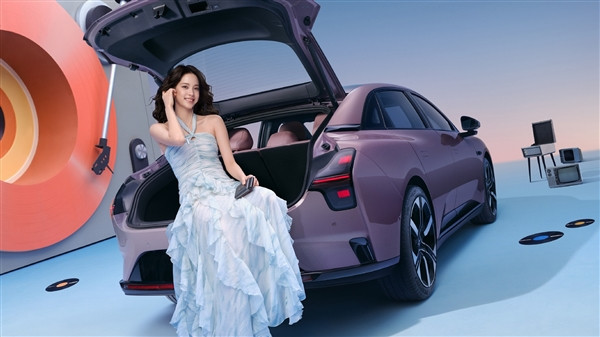 女車主奇多 新款小鵬MONA M03官圖發(fā)布：全方位大升級