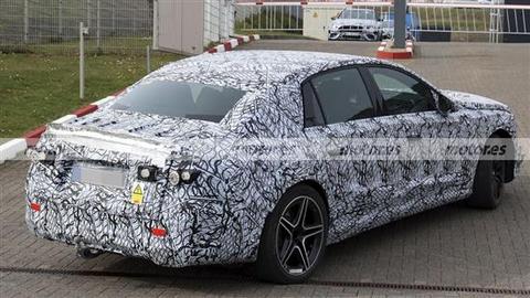 或2028年发布 AMG纯电E级轿车谍照曝光