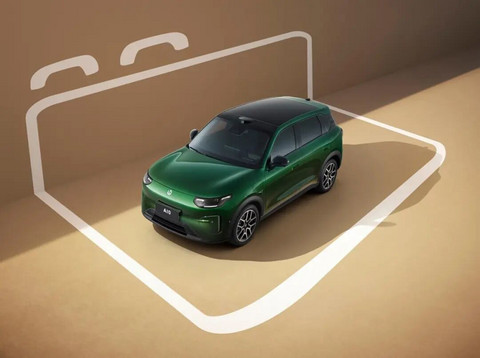 零跑夯爆了！A10售6.58万元起，把激光雷达打到8万级