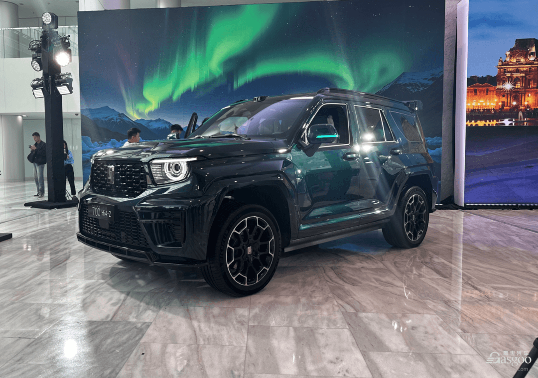 坦克700，硬派“入城”了