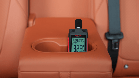 燃油车城区油耗进入2L时代 长安汽车发布蓝鲸超擎动力