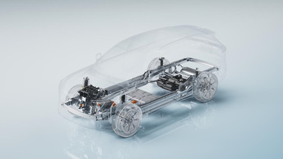 燃油车城区油耗进入2L时代 长安汽车发布蓝鲸超擎动力