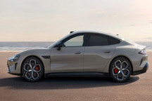 小米汽车答网友问新一代SU7女性安全测试优势