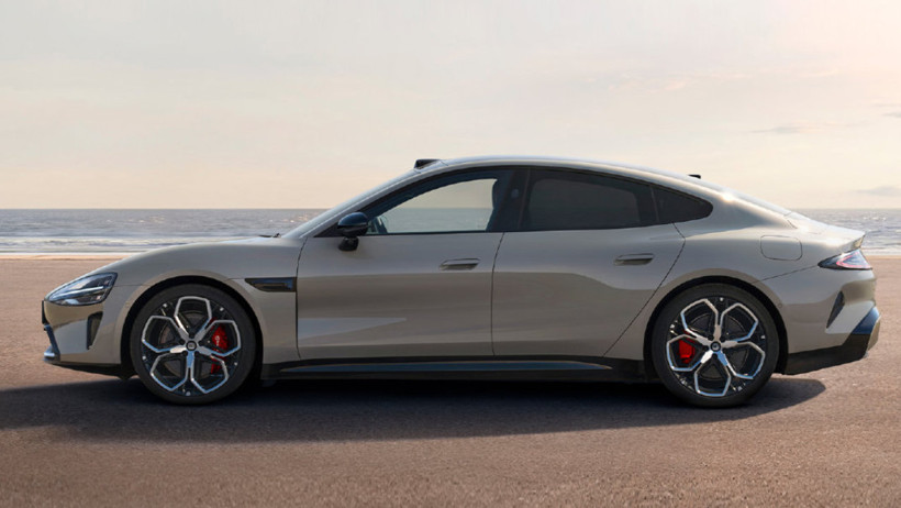 小米汽車答網(wǎng)友問(wèn)新一代SU7女性安全測(cè)試優(yōu)勢(shì)