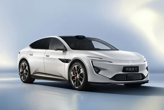 阿维塔12 4月8日上市 预售29.99万起