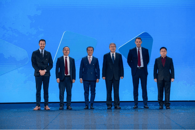 FREELANDER神行者全球首秀，首款概念车Concept 97惊艳亮相