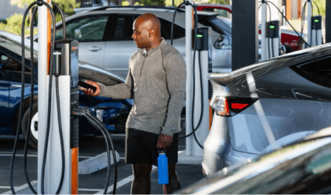 ChargePoint CEO：伊朗局势推高油价，或将拉动欧洲电动汽车需求