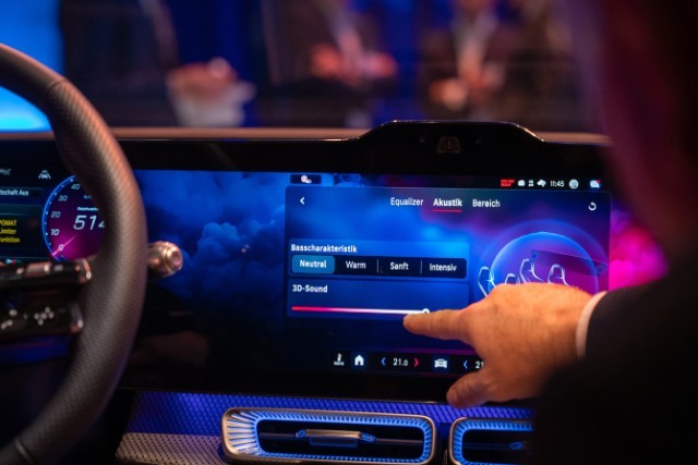 【全球汽車新技術觀察】3月上期〡Trinamix推出觸控式酒精傳感器；東北大學發(fā)明類腦視覺硬件，縮短自動駕駛反應鏈路；UNIST提出冰電解質，讓冷凍有機溶劑仍能導鋰