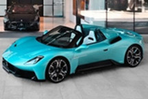 零百加速2.9s 玛莎拉蒂MCPURA中国首发亮相