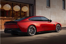 小鹏天玑AI OS 6.1今日开启推送：辅助驾驶重磅升级