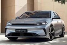 纯电续航达550km 吉利银河A7 EV官图发布