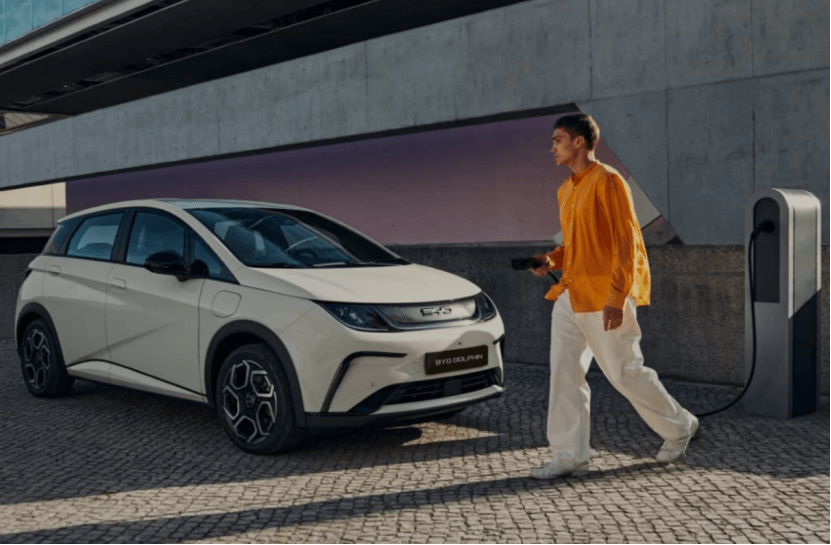 中國(guó)車企闖加拿大，為何擬純電、混動(dòng)、插混齊上陣？