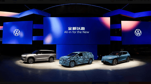 大众汽车携与众08、ID. ERA 9X和ID. AURA T6三车亮相品牌之夜