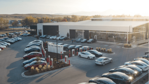 油价上涨推动电动汽车需求 美国充电网络加速追赶