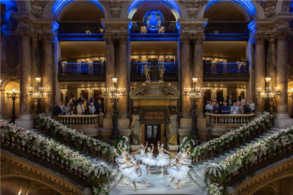 腾势Z9GT欧洲售价90万起 3倍国内价引关注