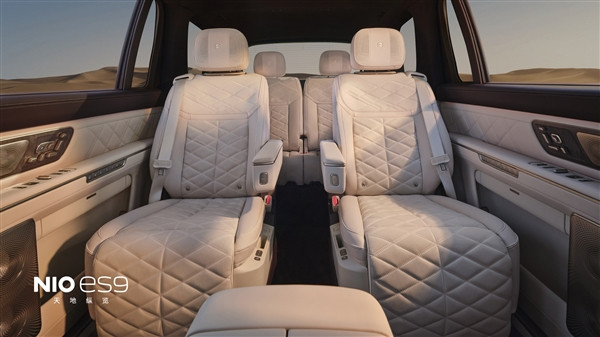租電42萬(wàn)起！全新蔚來(lái)ES9開(kāi)售：中國(guó)科技含量最高的SUV來(lái)了